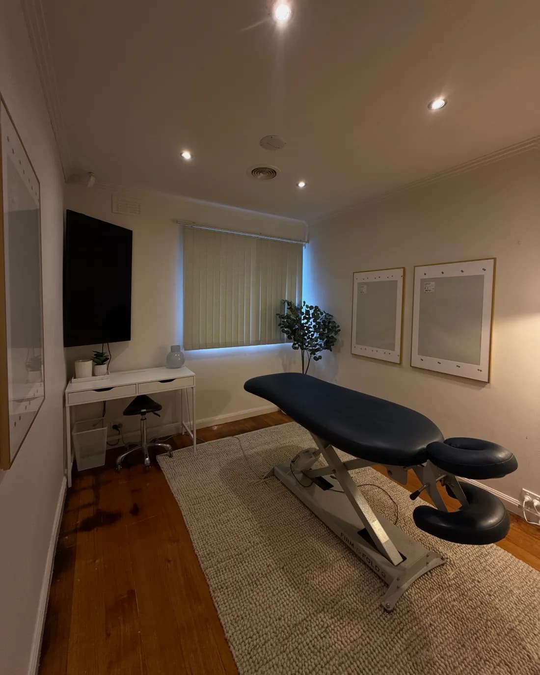 A consulting room at Advanced Chiropractic
